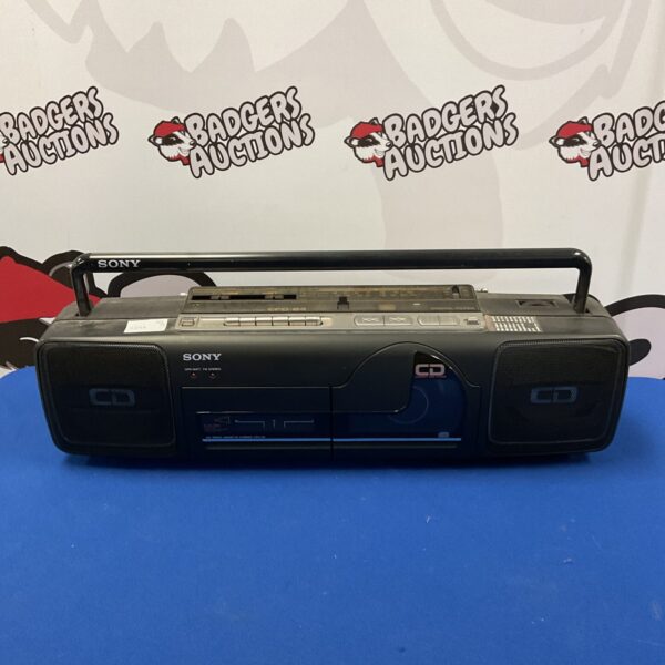 Vintage Sony CFC-64 radio cassette player in grey.