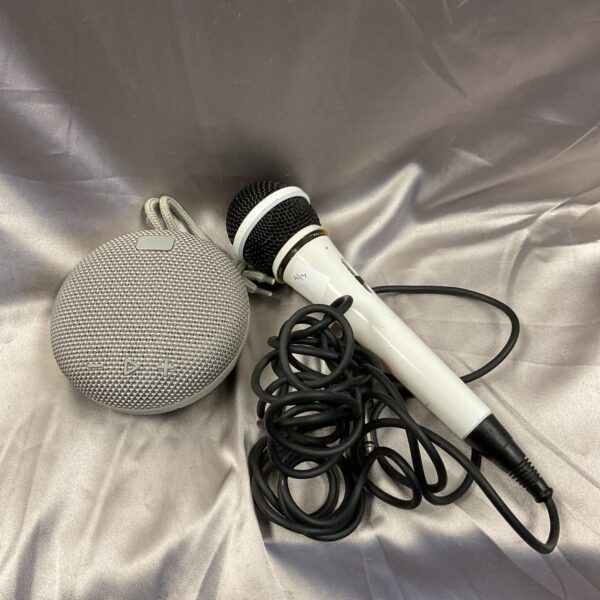 Streetz Bluetooth speaker and Realistic microphone combo for audio enthusiasts.