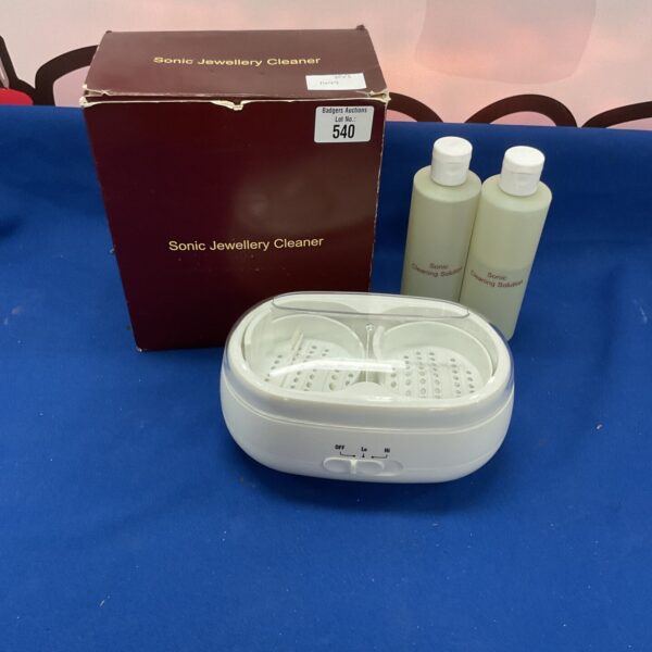 Argos sonic jewellery cleaner with included cleaning solutions for jewellery.