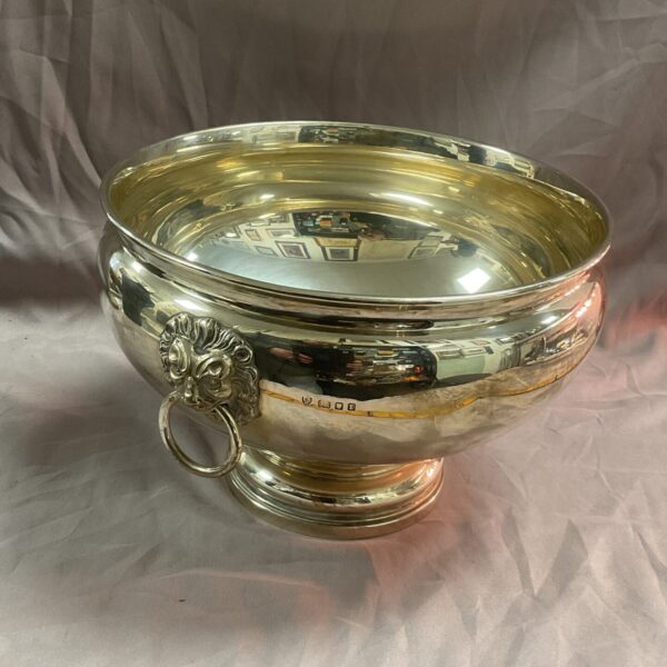 Antique silver bowl with lion mask handles, London 1933.