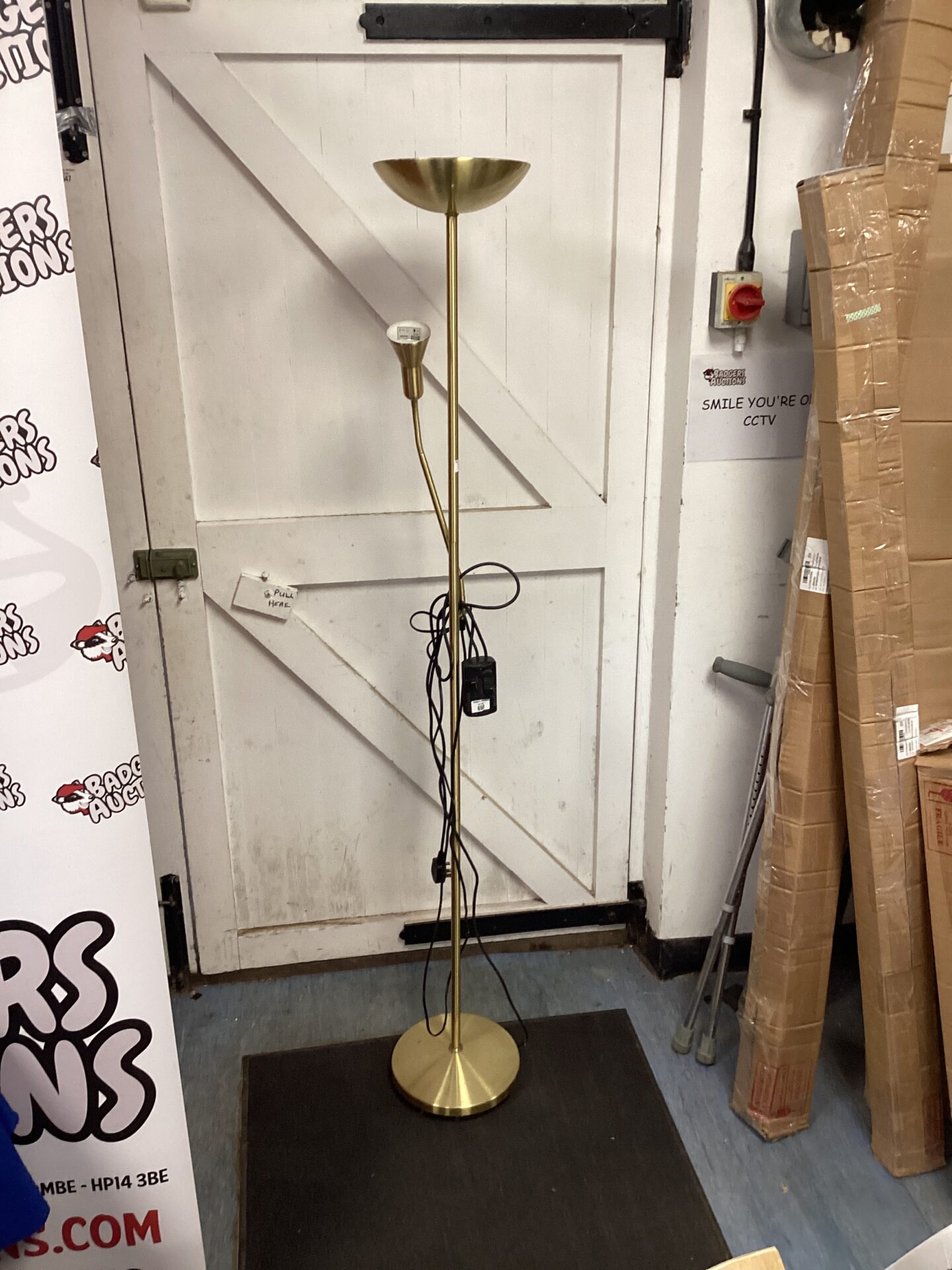 693 Brass standard lamp with reading lamp