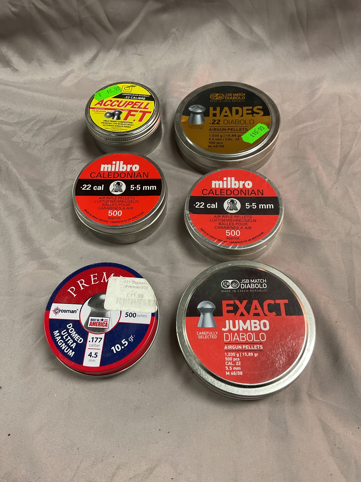 850 Six Full Tins Of Airgun pellets 5x.22 1x.177