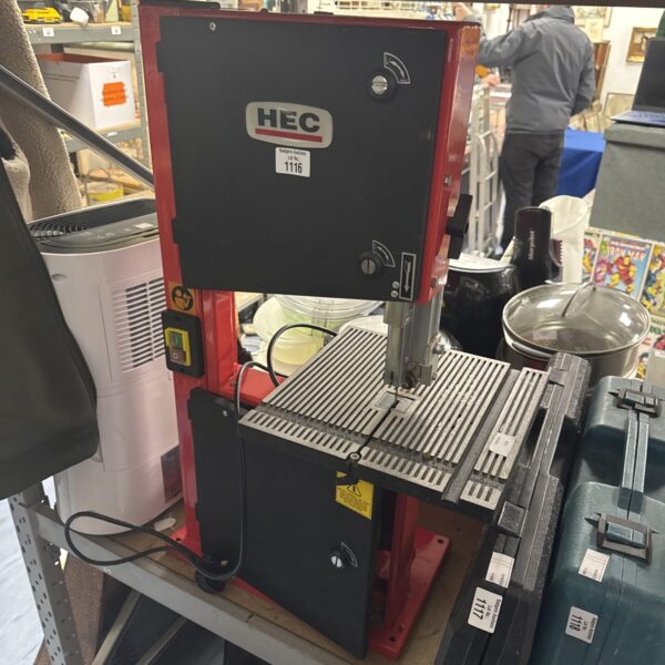 Red Hec 1116 bandsaw for spares or repair.