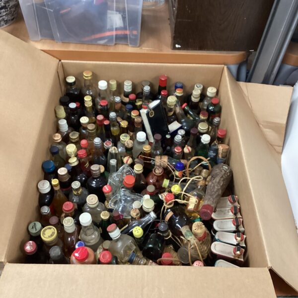 Large lot of assorted miniature spirit bottles for collectors.
