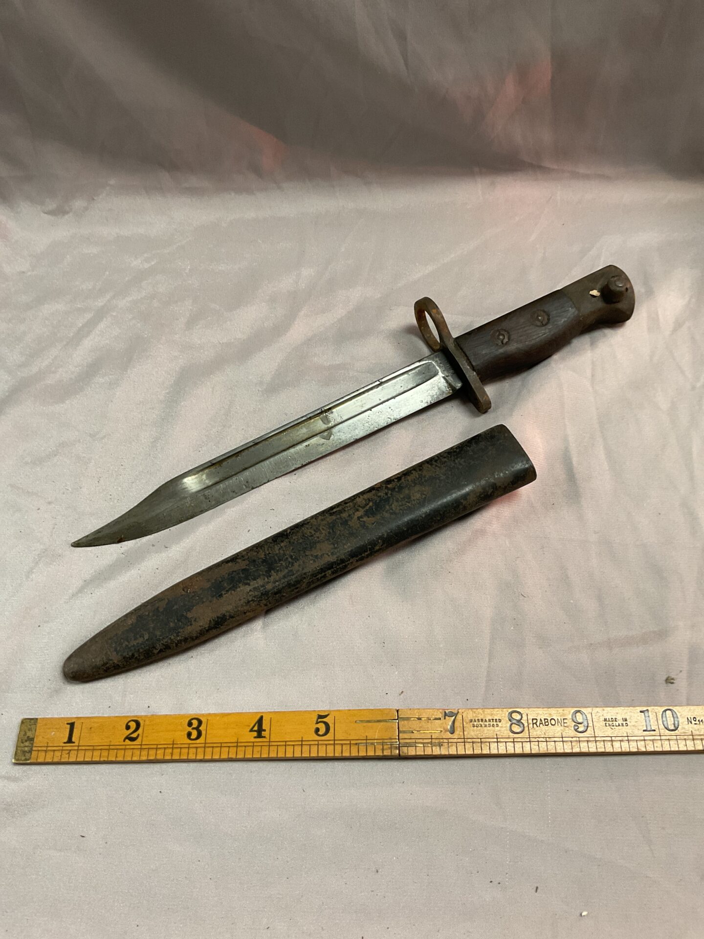 961 WW2 British No5 Jungle Carbine bayonet by W.S.C With scabbard