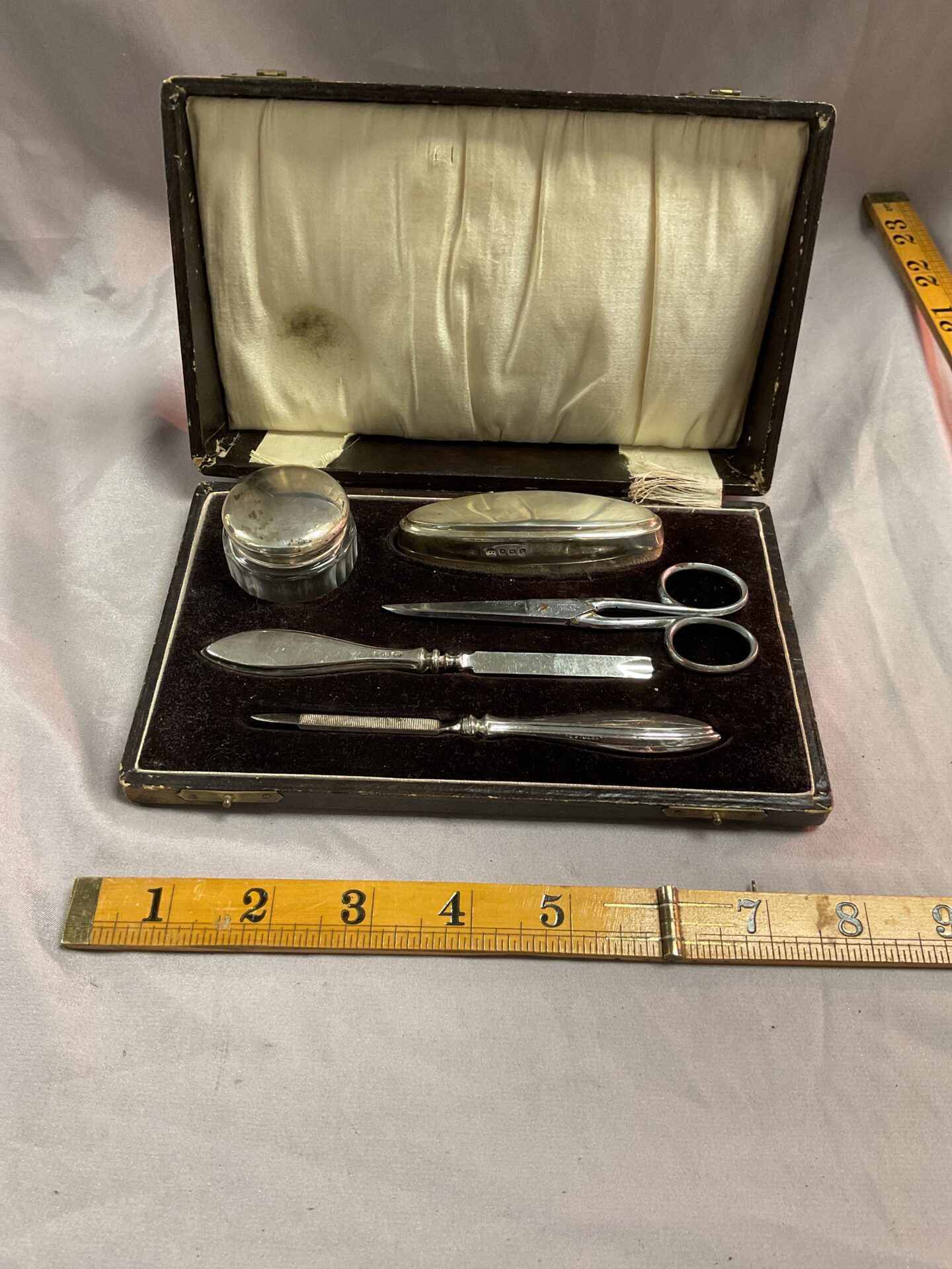 972 Hallmarked Silver manicure set with wrong scissors