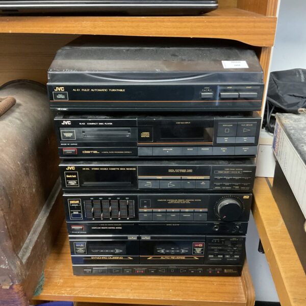 Vintage Jvc hifi component system with Al-e1 turntable, classic audio equipment.