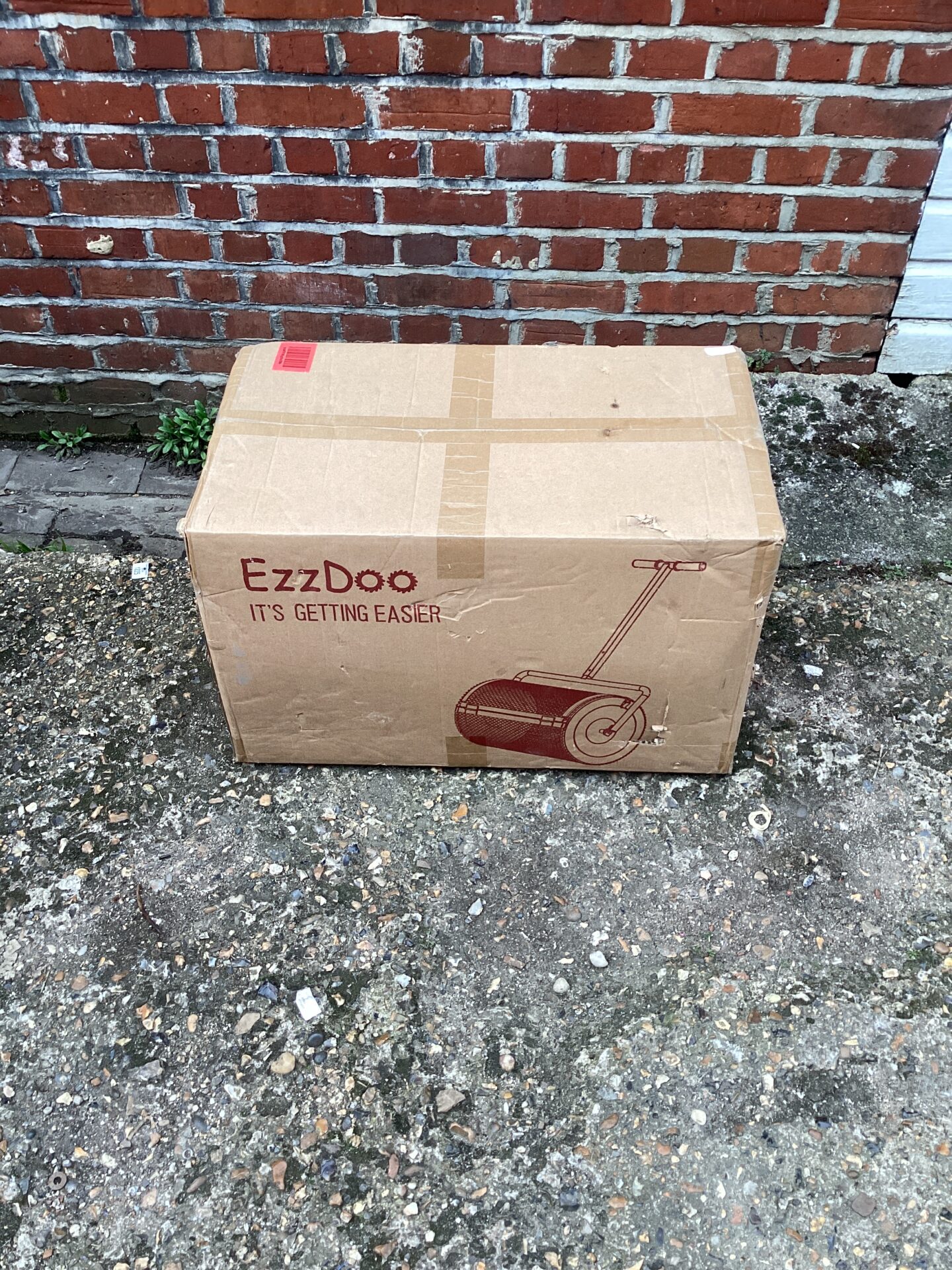 1225 Ezzdoo Garden Roller