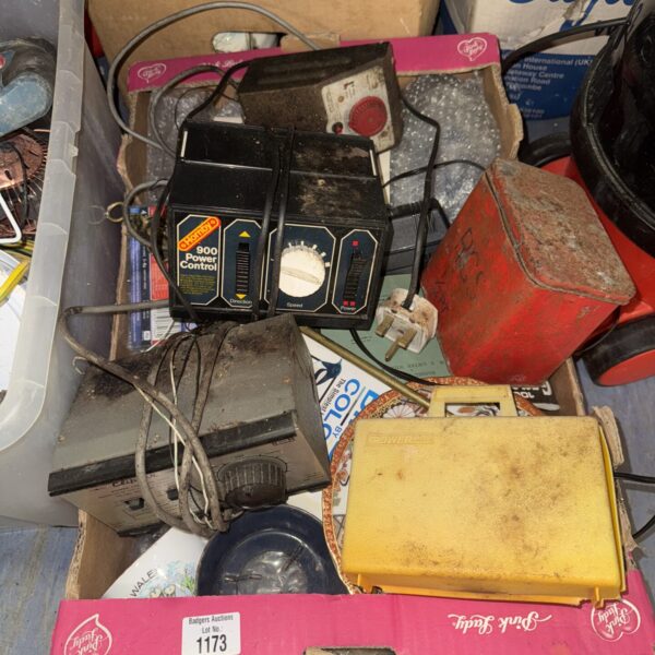 Vintage Hornby 900 power control unit in a mixed lot.
