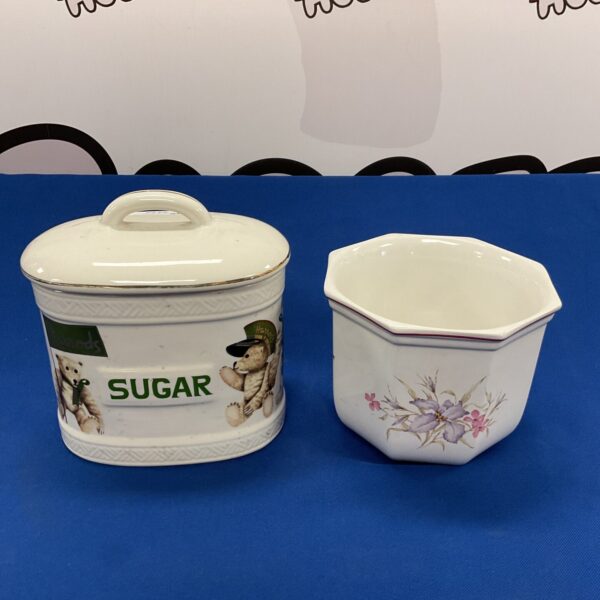 Vintage Harrods sugar jar, Wade Porcelain, collectible kitchenalia.