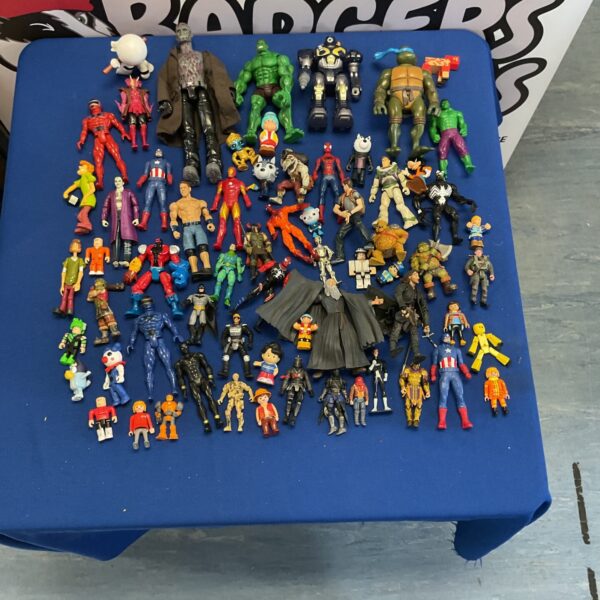 Mixed action figure lot including Disney and Marvel characters.