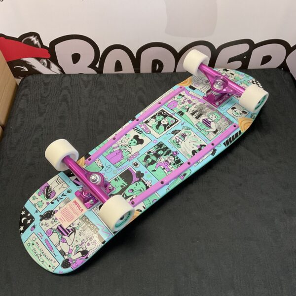 Front view of the Impala Mel Stringer cruiser skateboard.