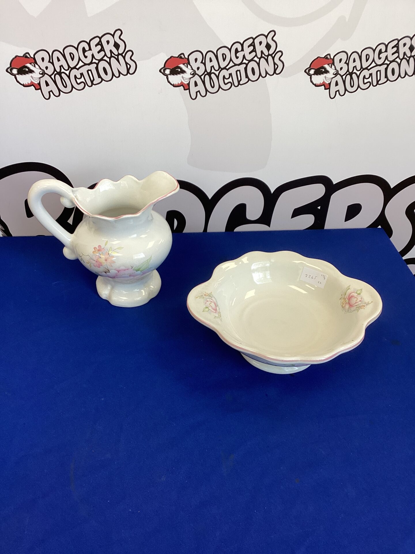 278 K&H Staffordshire Pottery Jug and wash basin