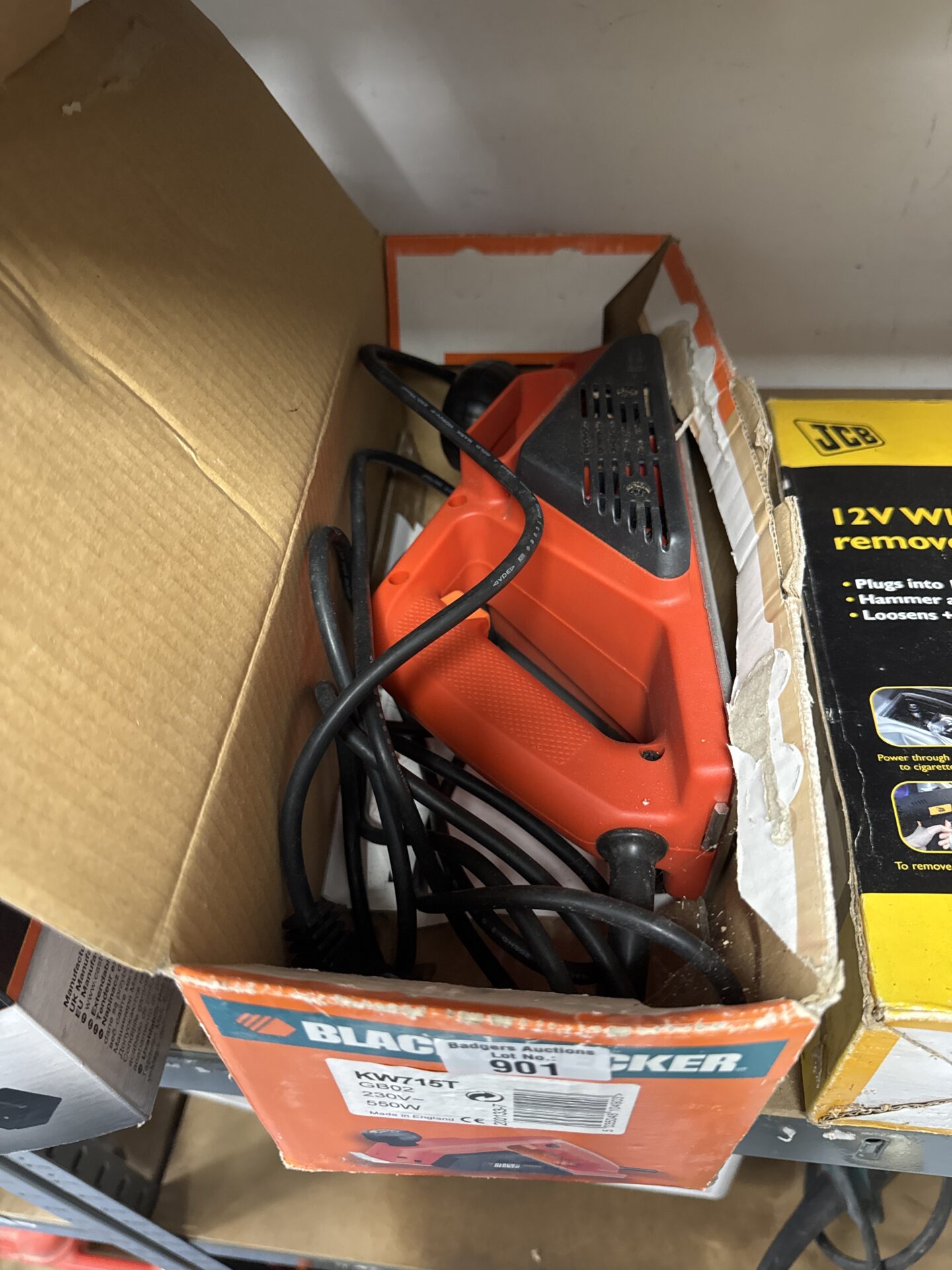 901 Black & decker electric wood planer