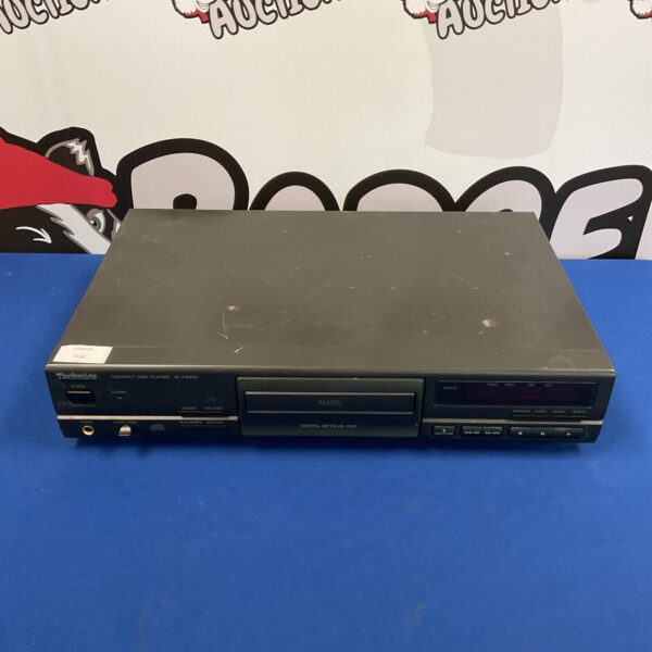 Vintage Technics SL-PG490 CD player in used condition.