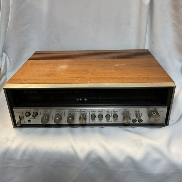 Vintage Sony str-6046a receiver with tuning dial.