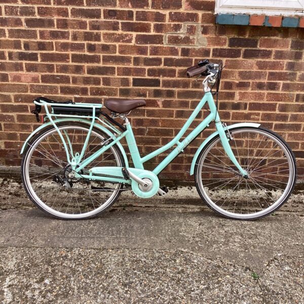 Side view of a vintage Pendleton power assistance bicycle.