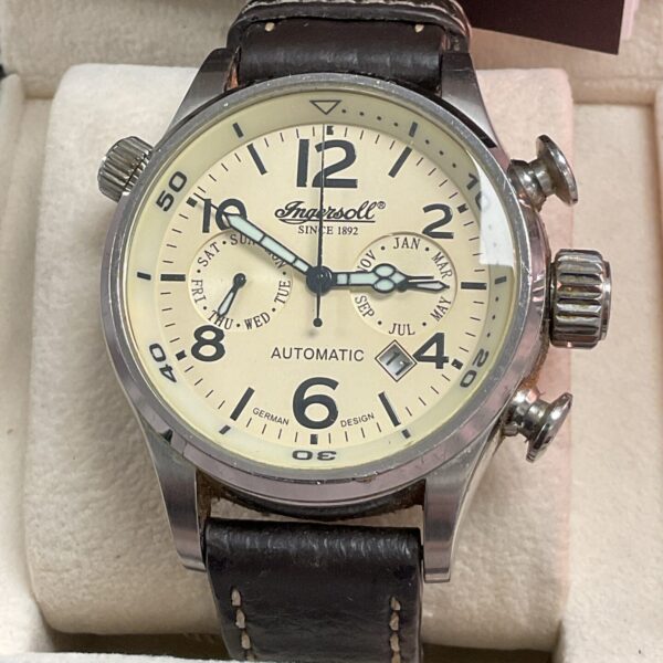 Vintage Ingersoll automatic wristwatch with day and date.