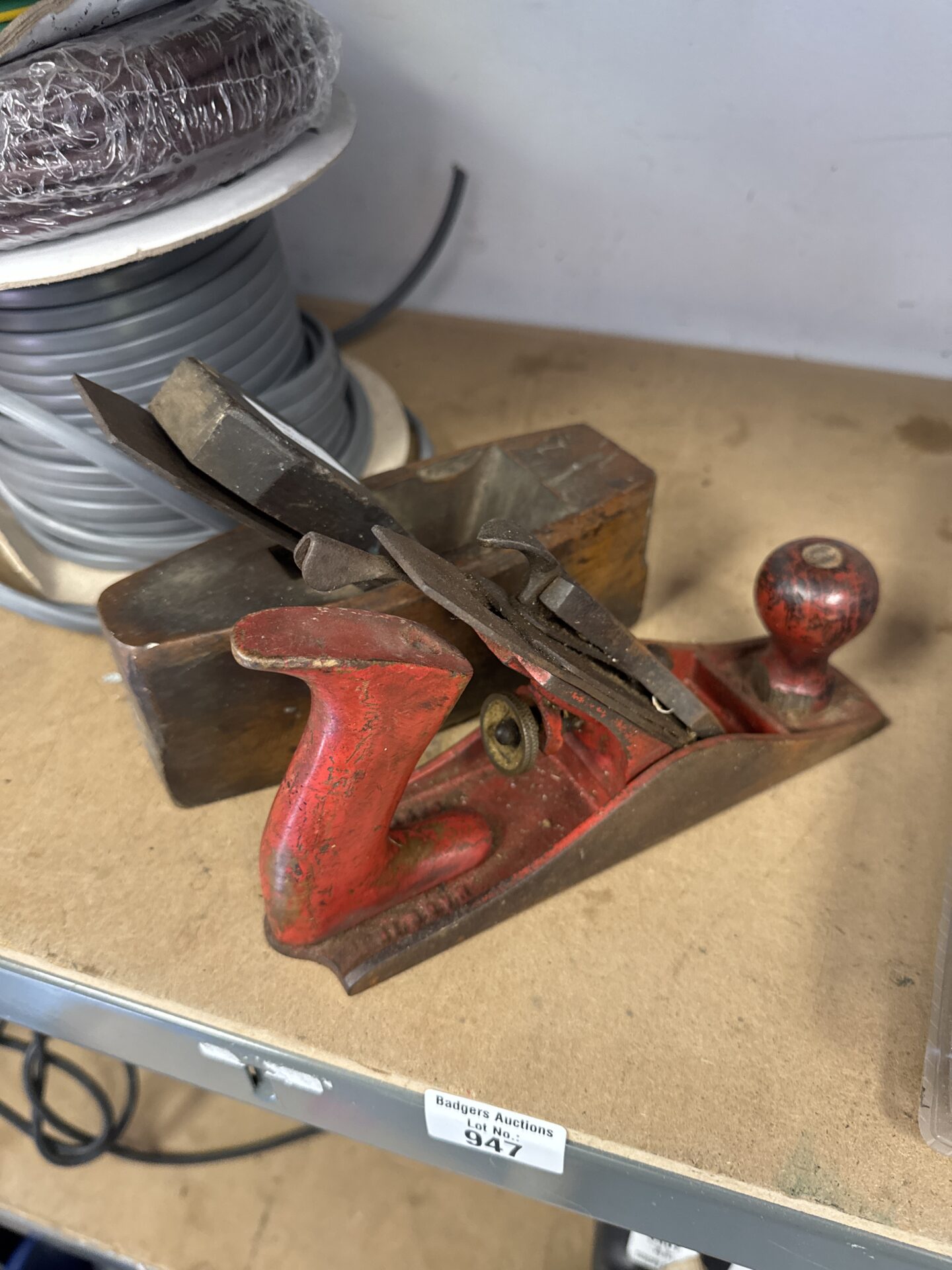 947 Two vintage wood planes inc acorn