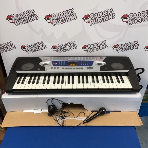 Gear4music mr-2063 keyboard with microphone and stand.