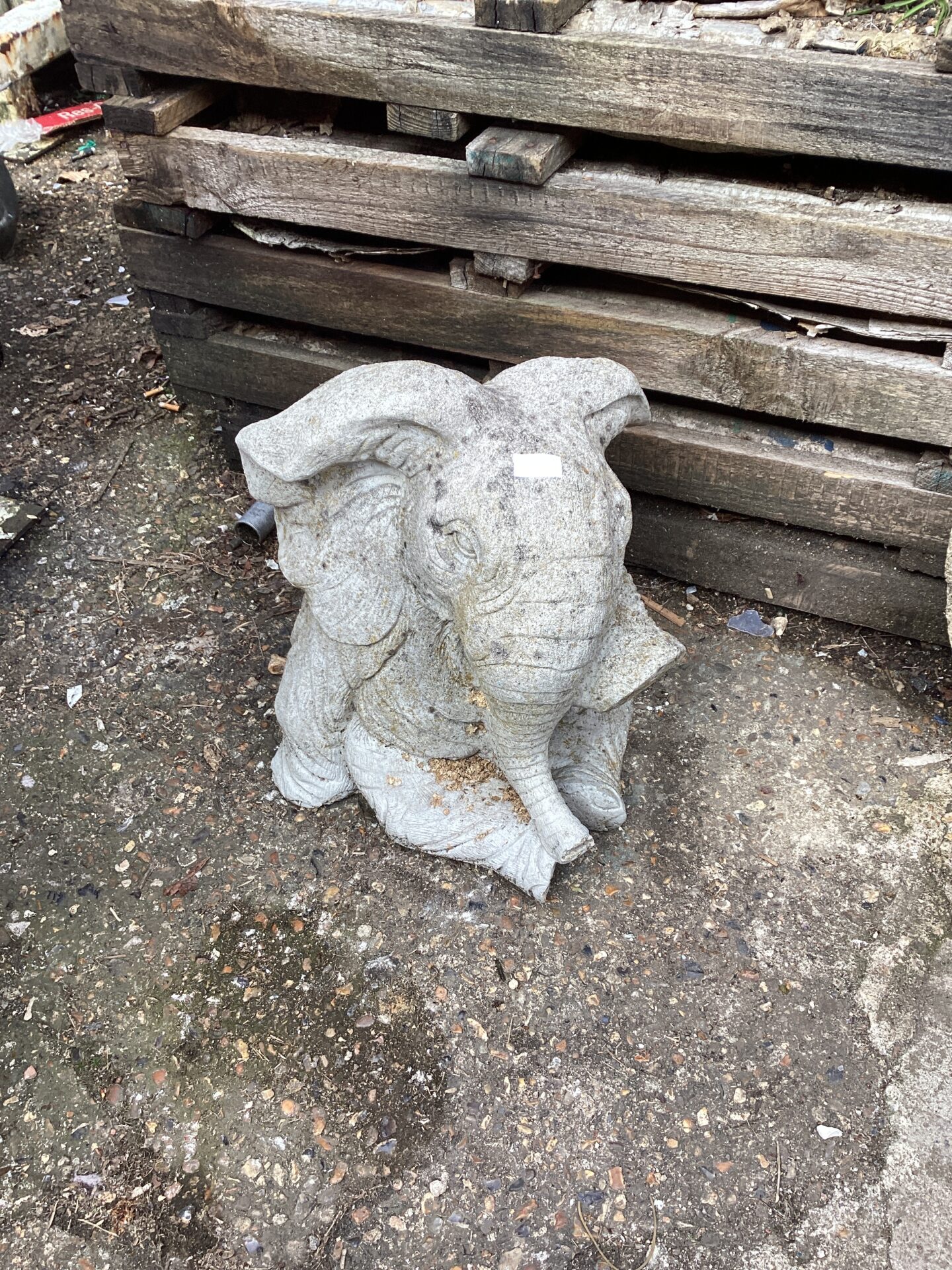 1219 Large concrete Elephant garden ornament