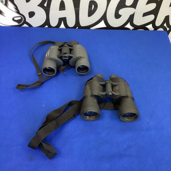 Vintage Olympus 8x40 binoculars in good condition.