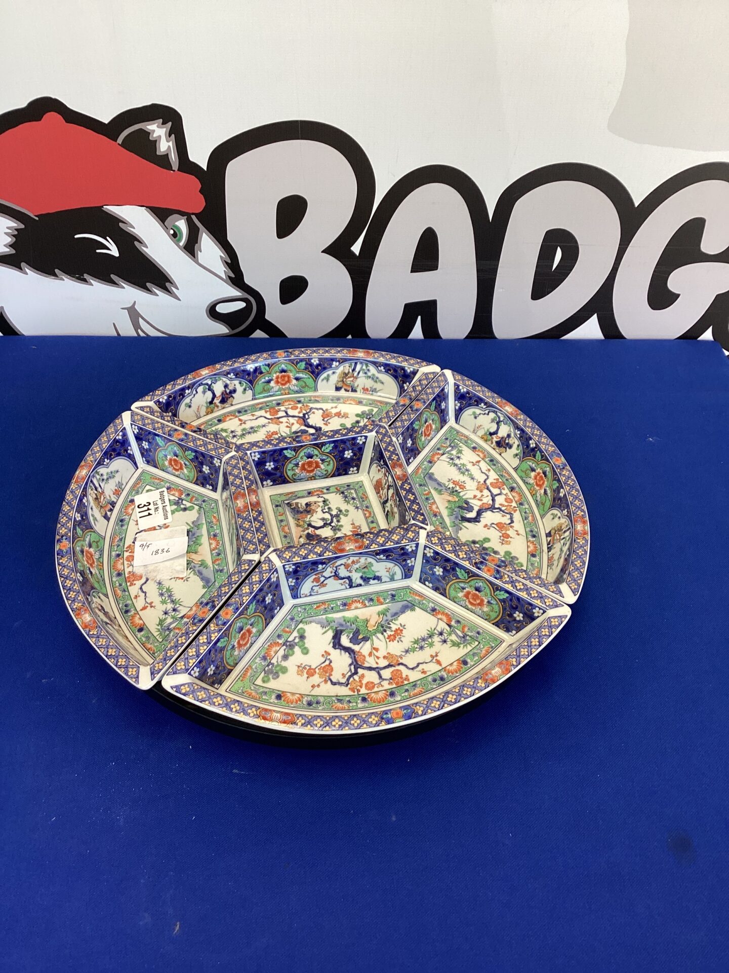 311 Vintage Japanese Imari porcelain 5 piece serving set