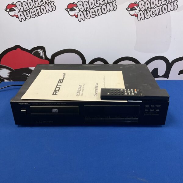 Silver Rotel RCD-930AX CD player, vintage hi-fi audio equipment.