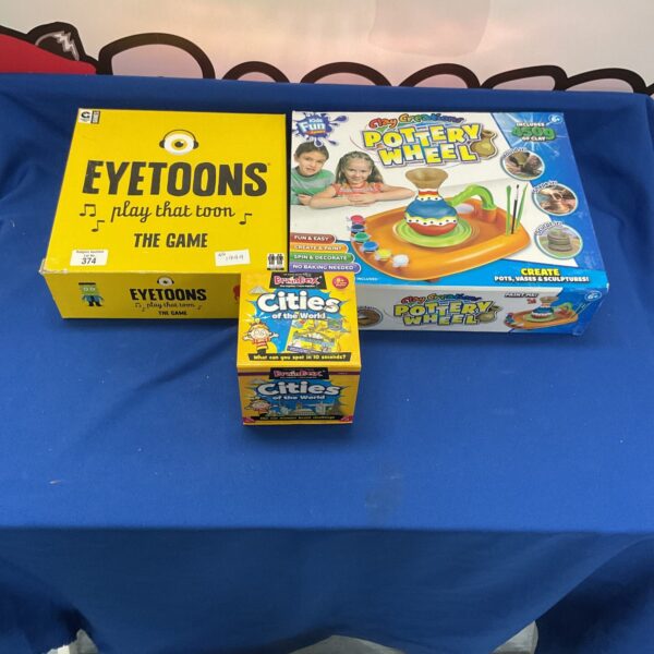 Eyetoons and Brainbox board games for family fun and creative play.