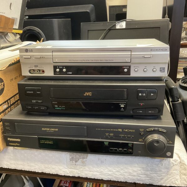 Vintage VHS recorders from JVC, LG, and Panasonic in a lot.