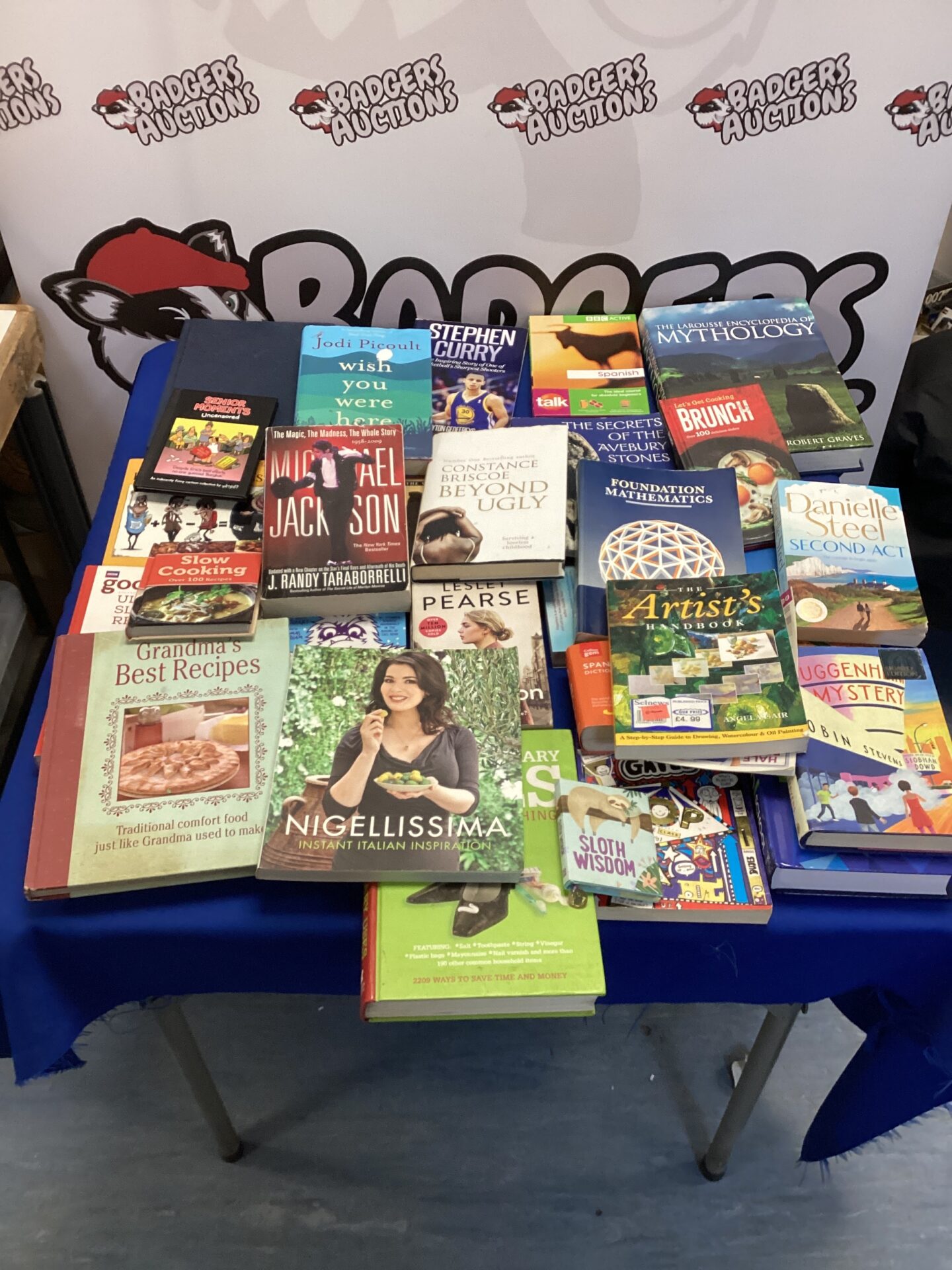 535 Bag of various books inc cook books, cartoon & fictional kids books
