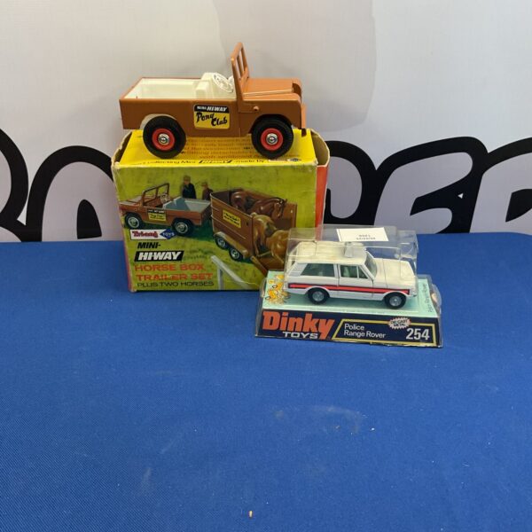 Vintage Dinky Toys Police Range Rover and Triang Mini Hi-Way horse box trailer.