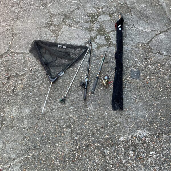 Mixed fishing gear lot including rod and landing net.