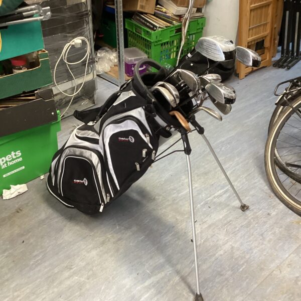 Set of Ram Golf Clubs with bag