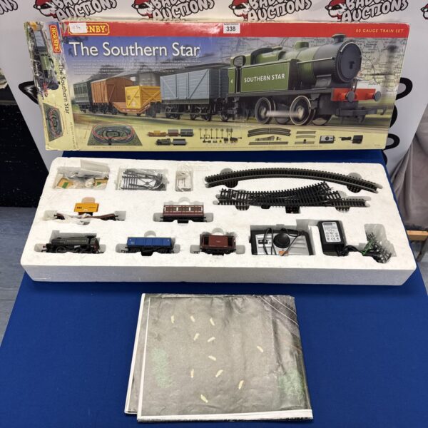 Vintage Hornby 00 gauge ‘The Southern Star’ train set in original box.