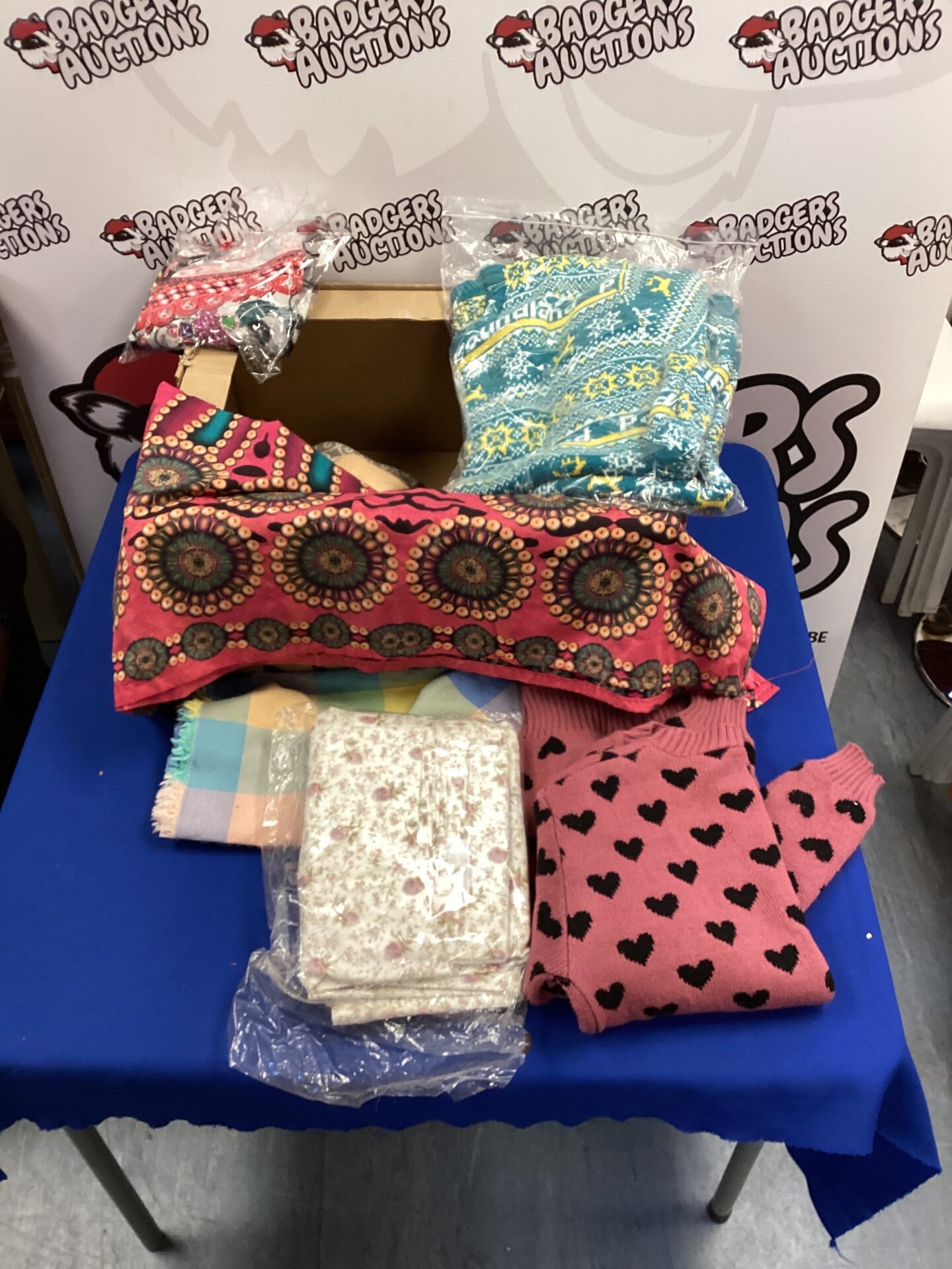 506 Box of mixed linen inc poundland Christmas jumper