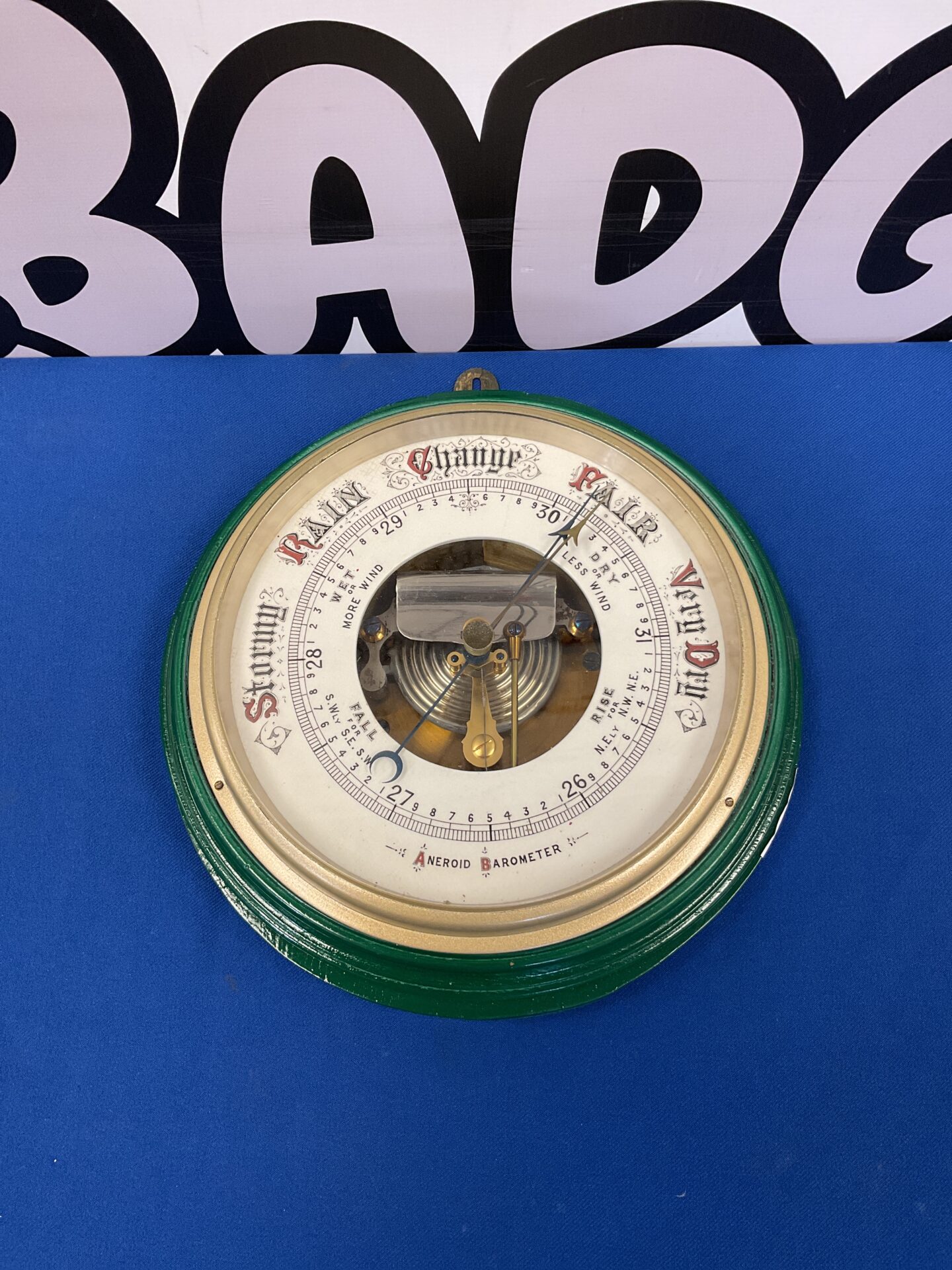 059 Large vintage android barometer