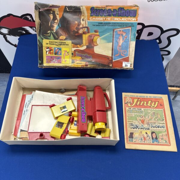 Vintage Denys Fisher Screen-a-Show toy projector with Jinty comic.
