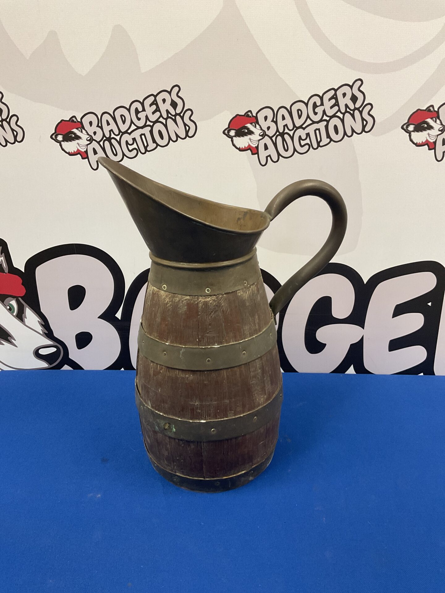 064 37cm barrel jug with brass bands