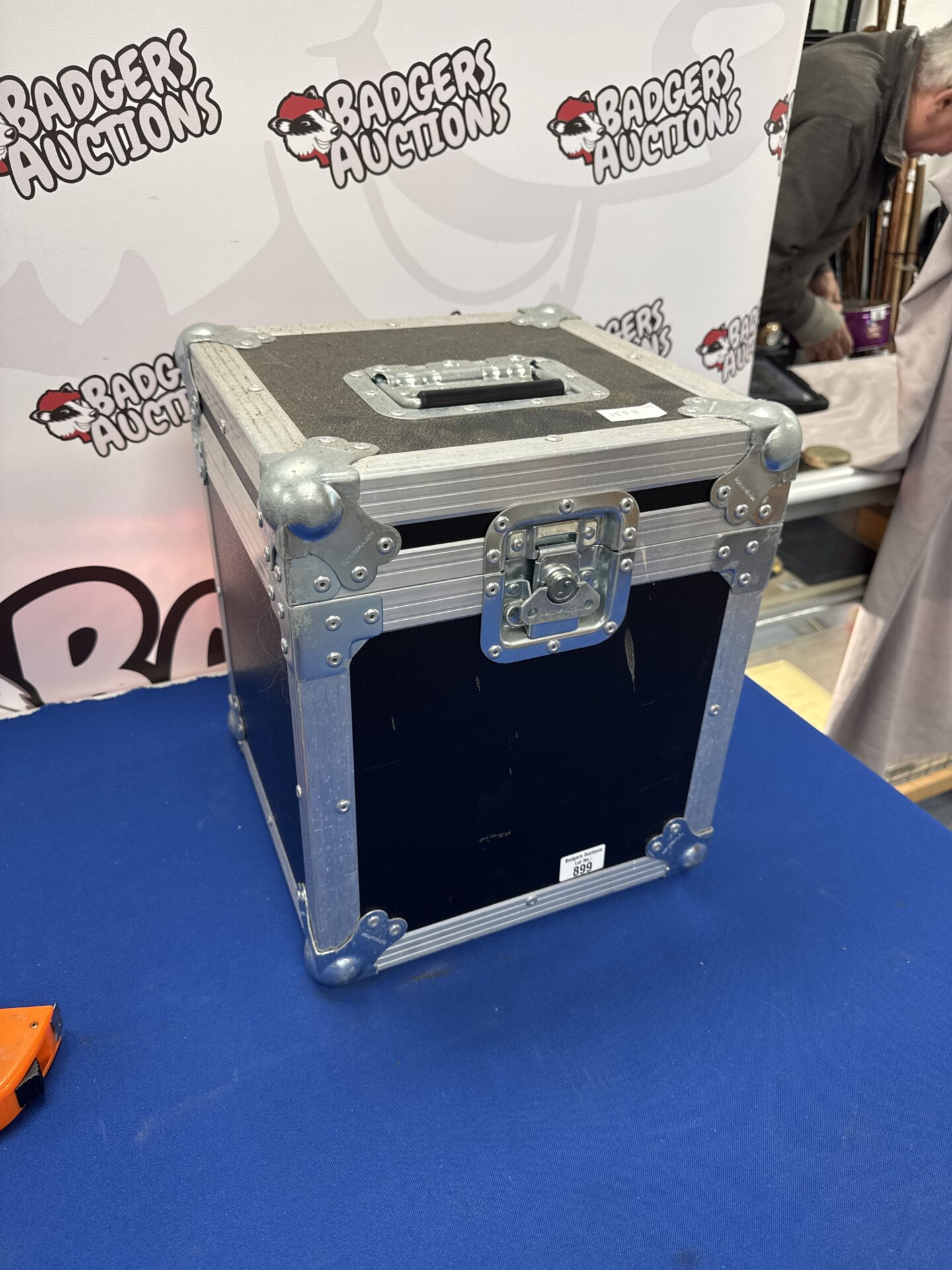 899 Flight case 12.5” width x 15” height x 12.5” depth