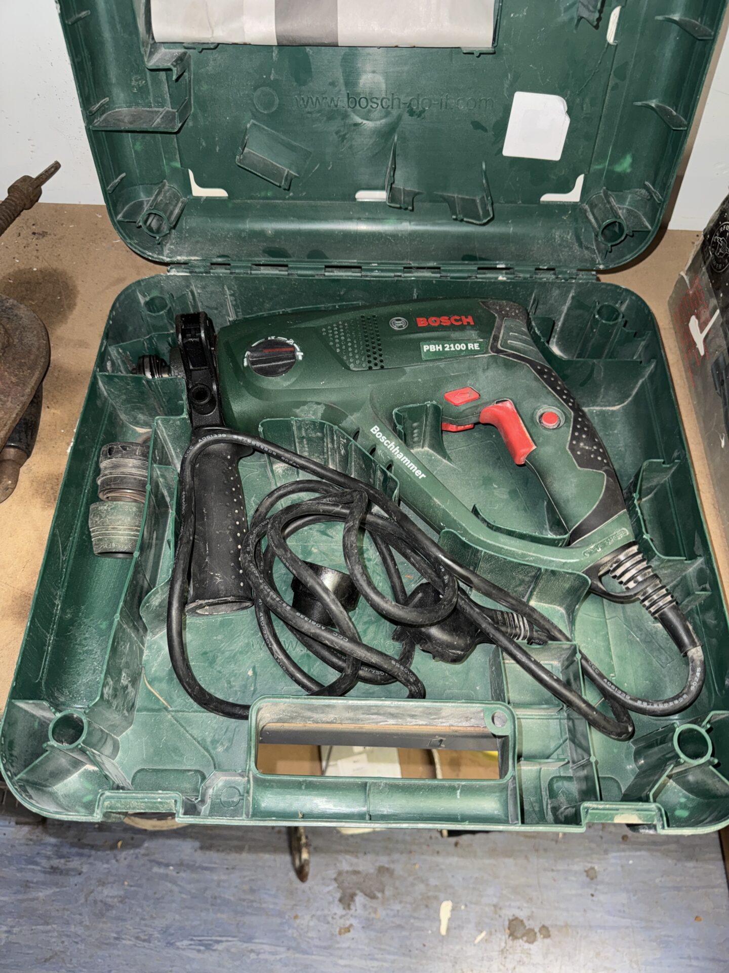 881 Bosch pbh2100re hammer drill – working