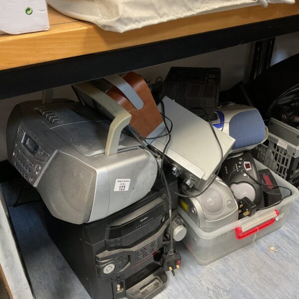 Vintage JVC and Panasonic radios in a mixed lot for collectors.