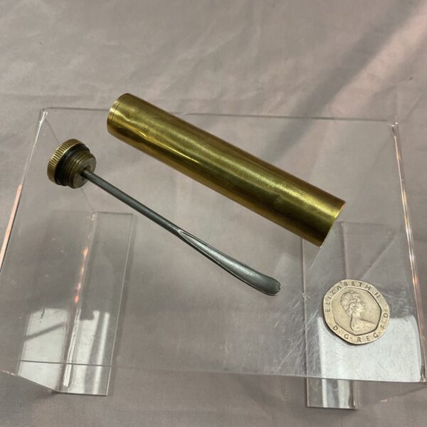 Brass Lee Enfield oiler stamped W.H.B, a WW1 British Army collectible.
