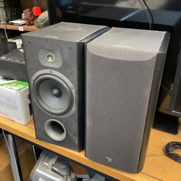 Pair of Focal Chorus speakers in used condition.