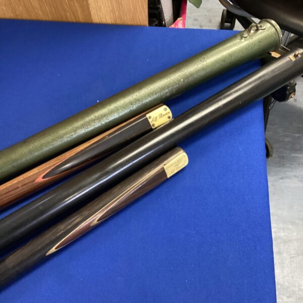 Pair of vintage Alf Brown snooker cues in good condition.