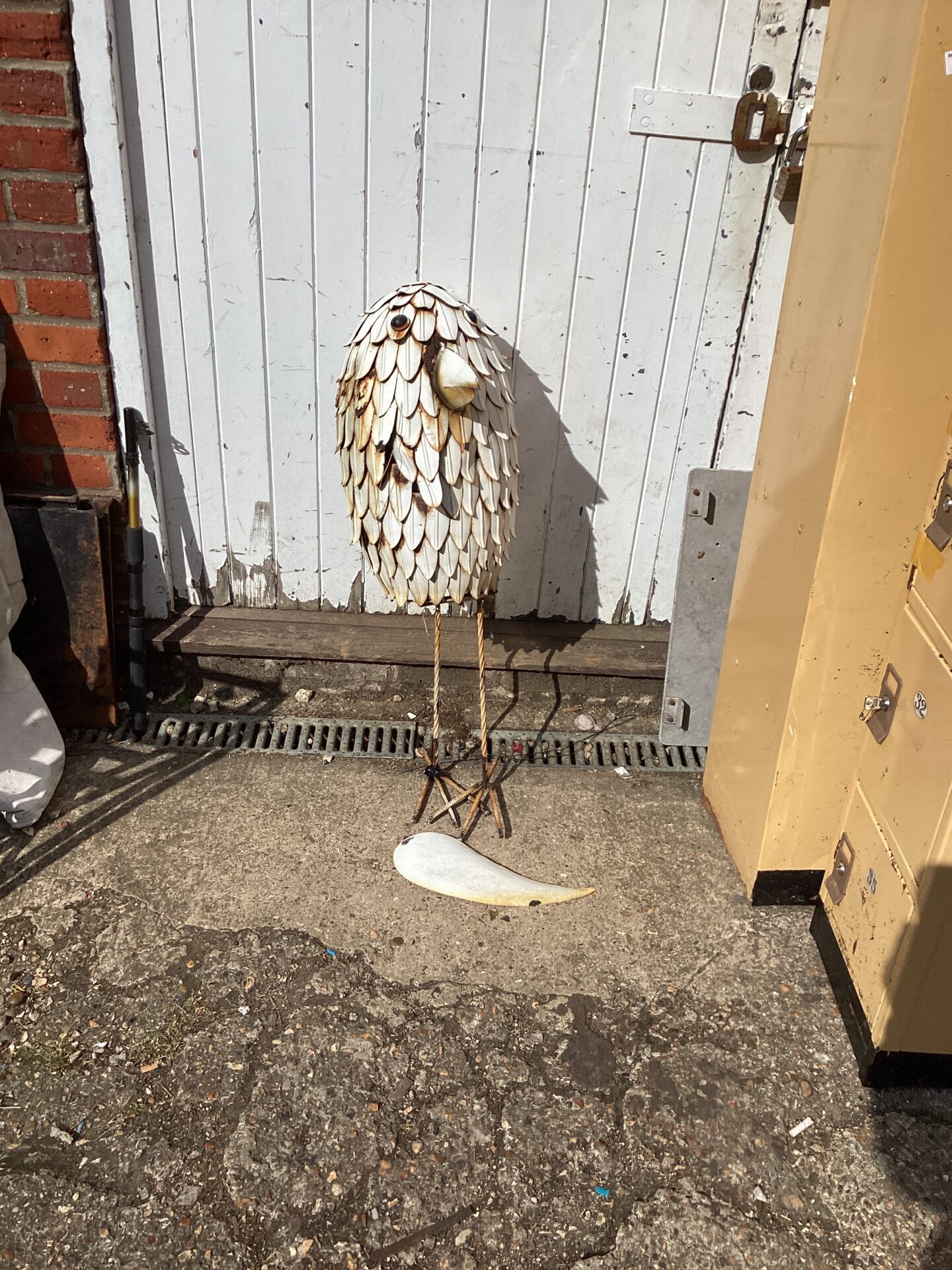 1110 Metal Bird for repair