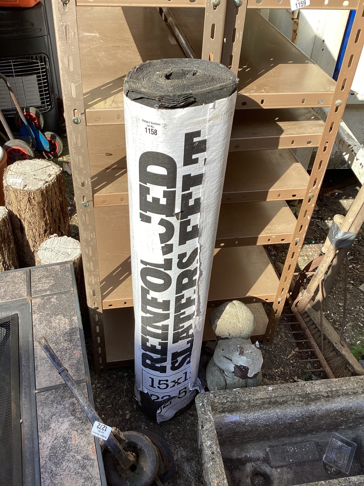 1158 Roll of reinforced roofing felt