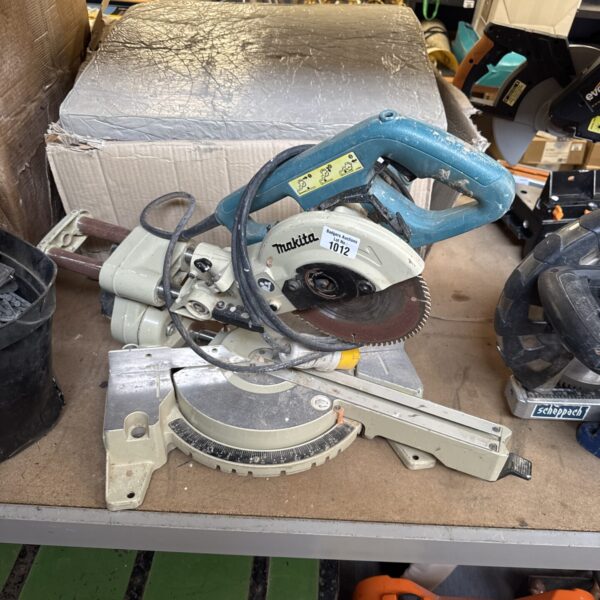Vintage Makita chop saw for metal cutting in an untested condition.