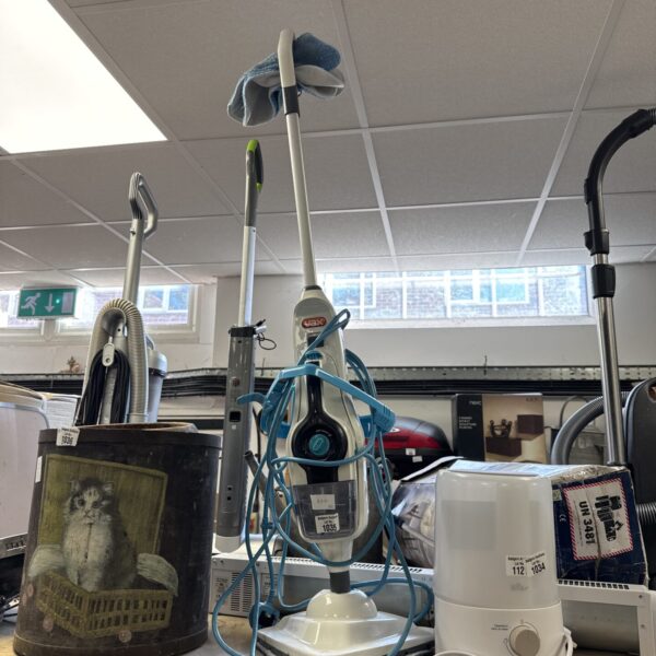 Vax steam mop with detachable head and handle for floor cleaning.