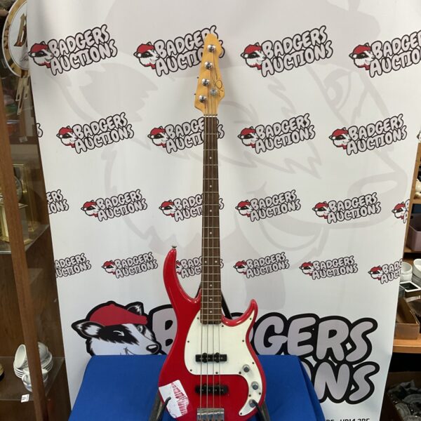 Vintage Peavey Milestone BX P bass guitar in good condition.